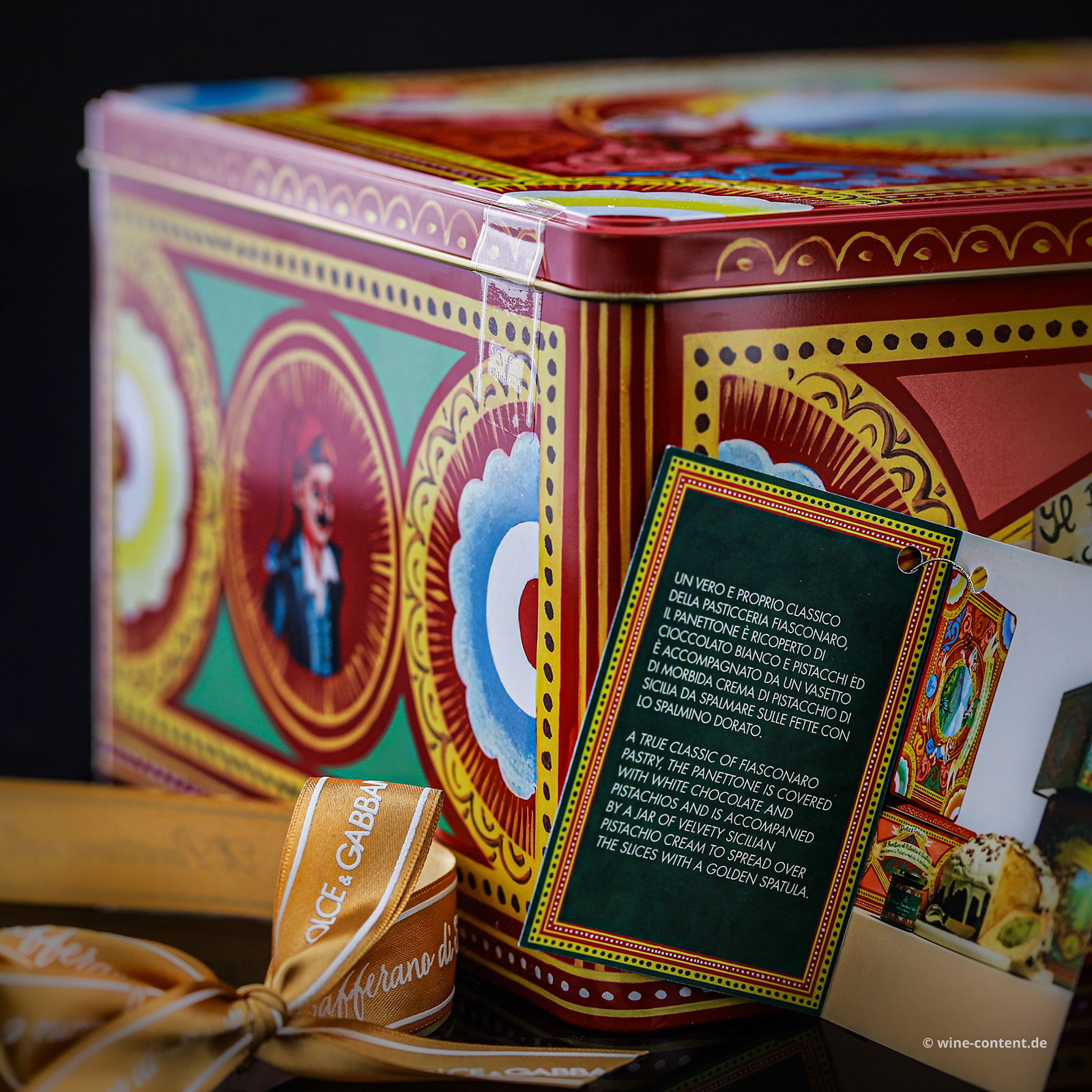 1x Panettone mit sizilianischen Pistazien & 1x mit Zitrusfrüchten und Safran Dolce & Gabbana 1x Panettone mit sizilianischen Pistazien & 1x mit Zitrusfrüchten und Safran Dolce & Gabbana