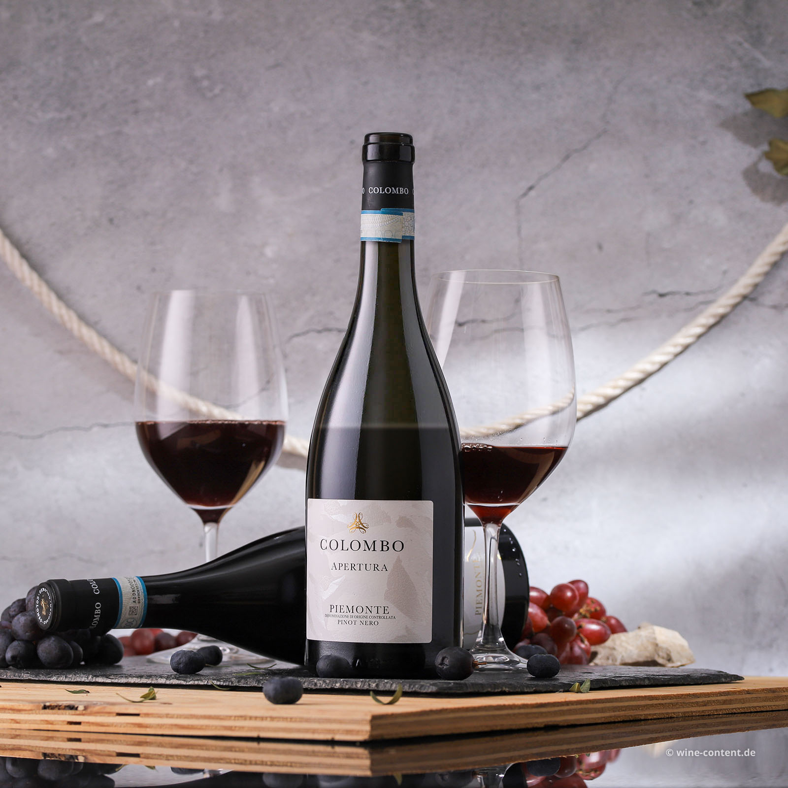 Pinot Nero Piemonte 2022 Apertura