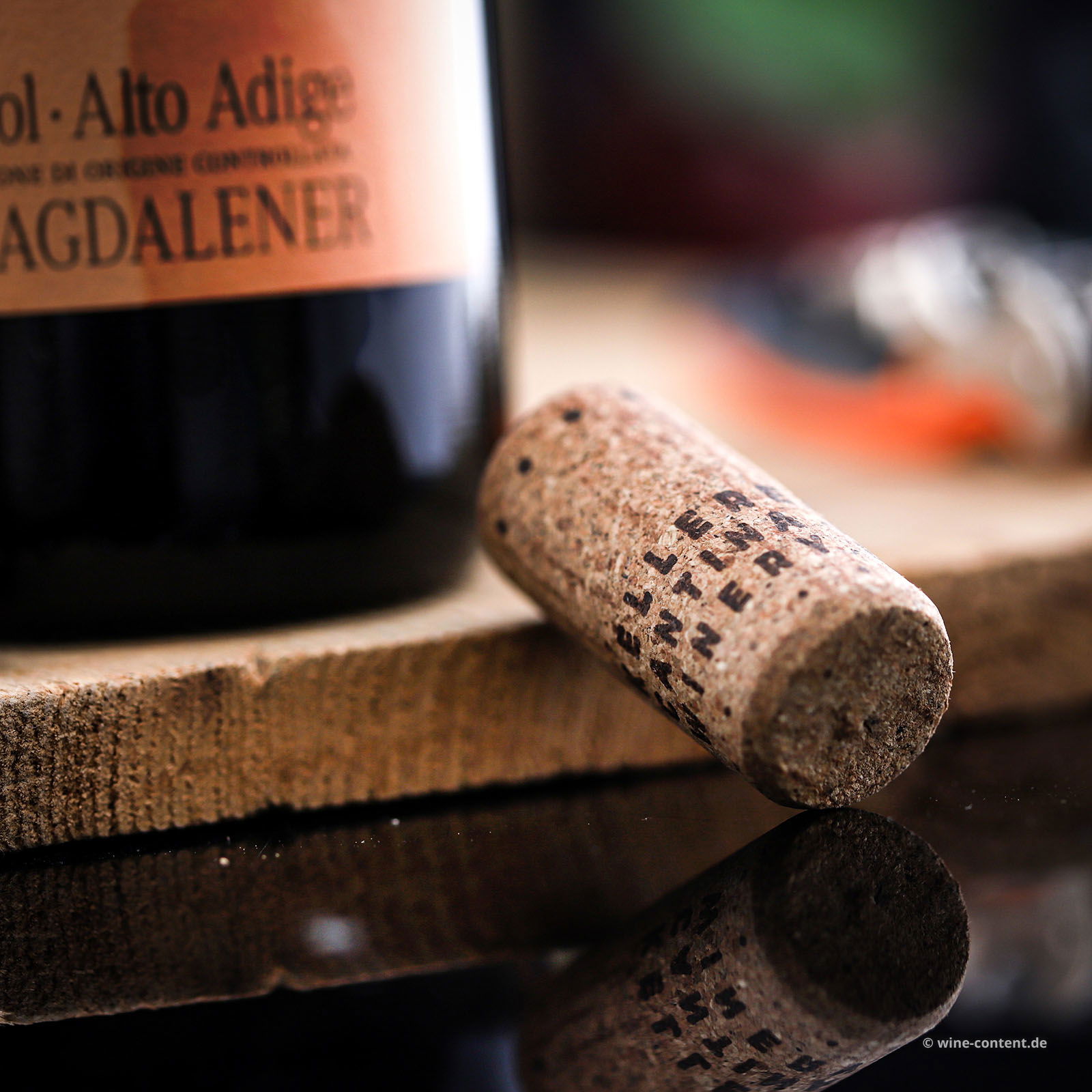 St. Magdalener Classico 2024 Huck am Bach (Lagerschaden)