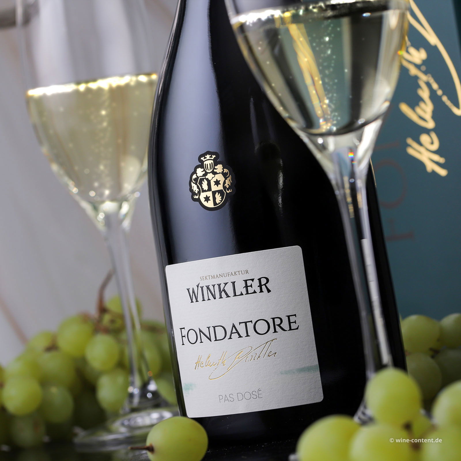 Spumante Fondatore N°71 in Holzkiste Spumante Fondatore N°71 in Holzkiste