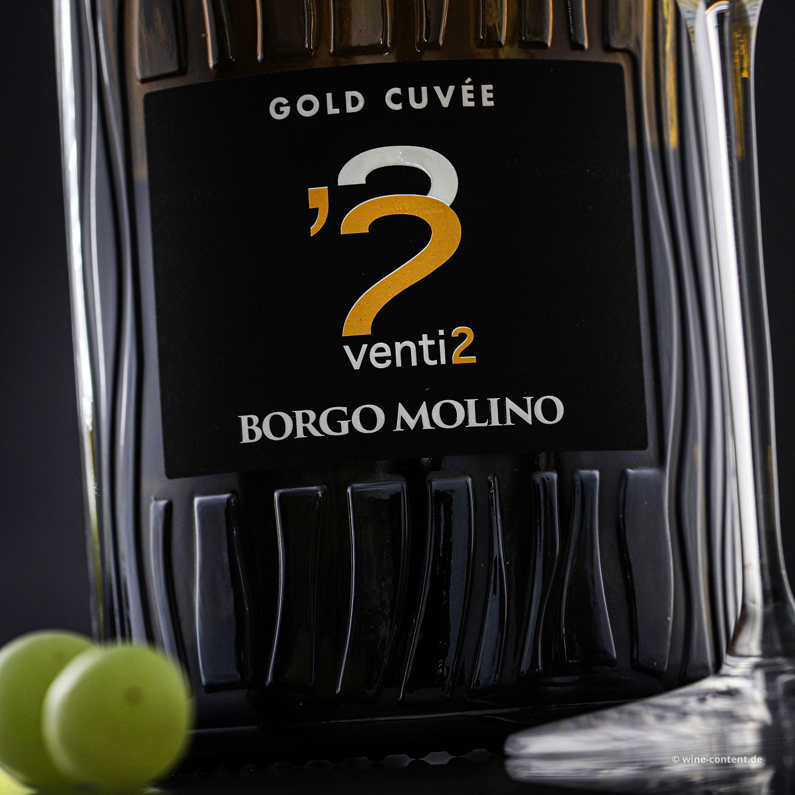 Spumante venti2 Gold Cuvée Brut Neue Silhouette