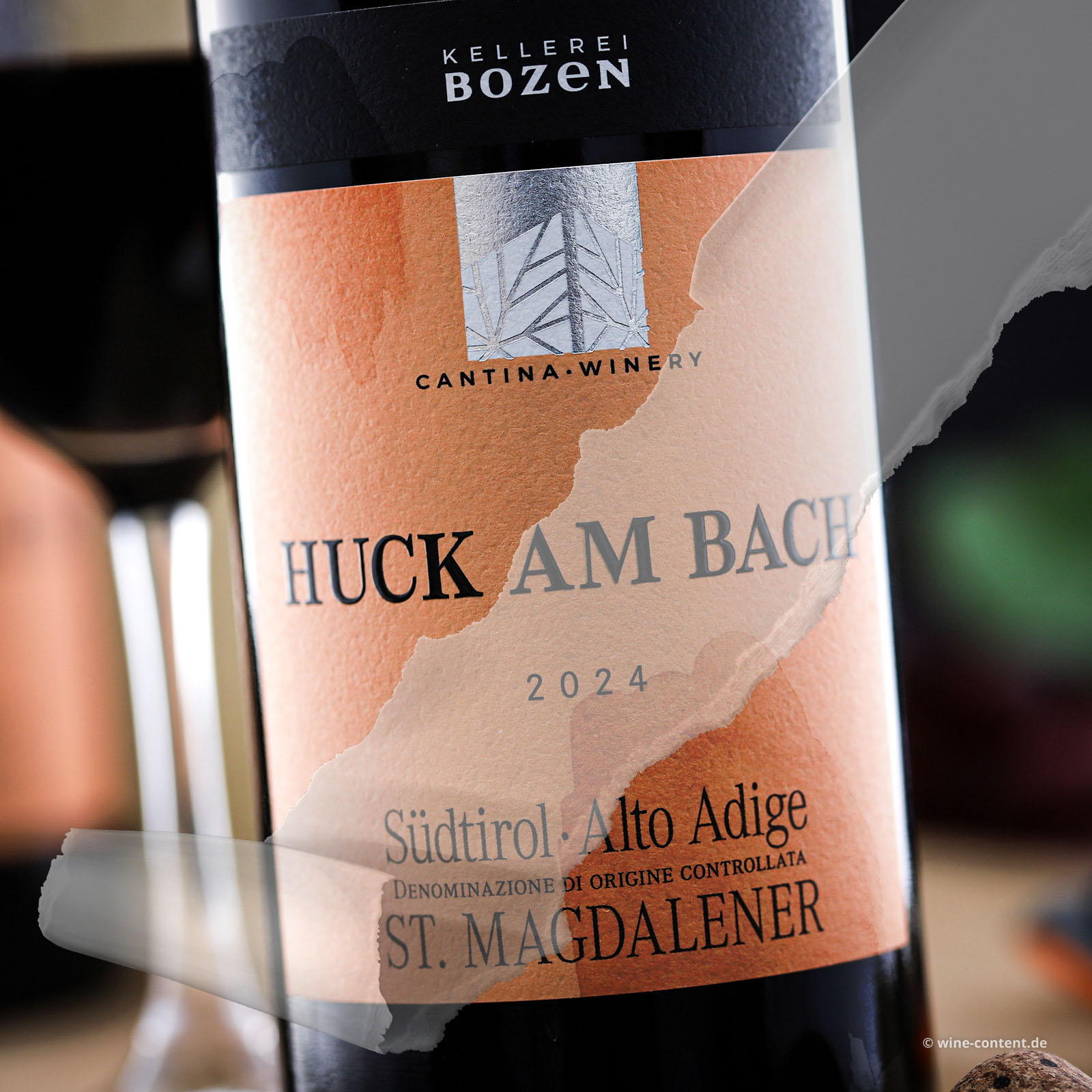 St. Magdalener Classico 2025 Huck am Bach (Lagerschaden)