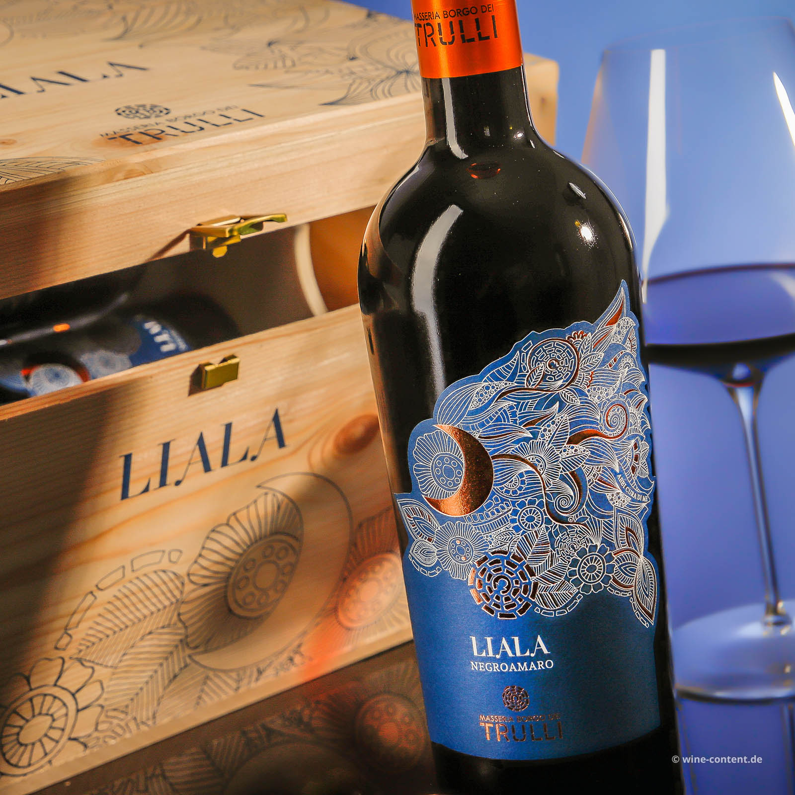 6er-Holzkiste Negroamaro Salento 2023 Liala 6er-Holzkiste Negroamaro Salento 2023 Liala