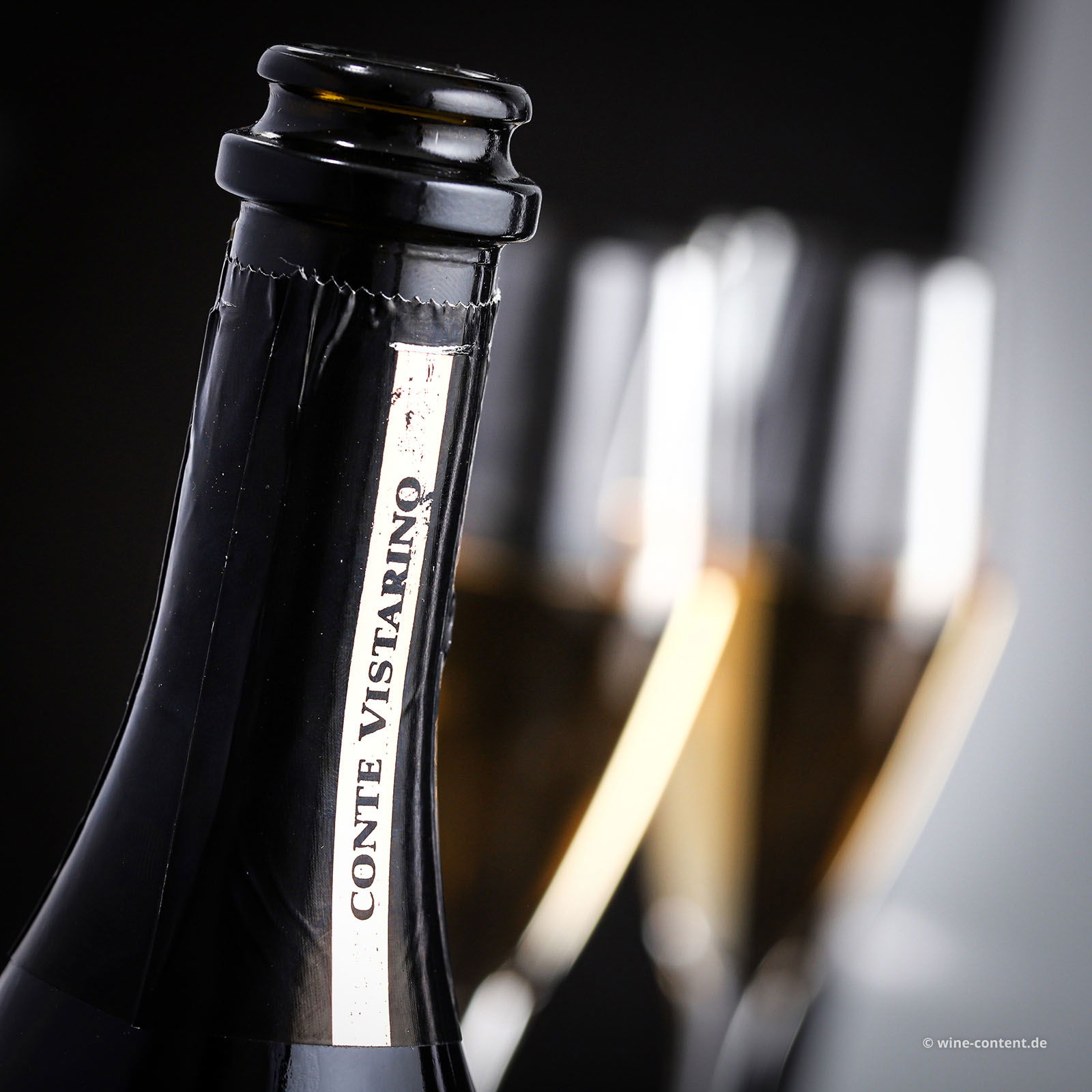 Spumante Rosé Pinot Nero Saignée della Rocca Extra Brut Spumante Rosé Pinot Nero Saignée della Rocca Extra Brut