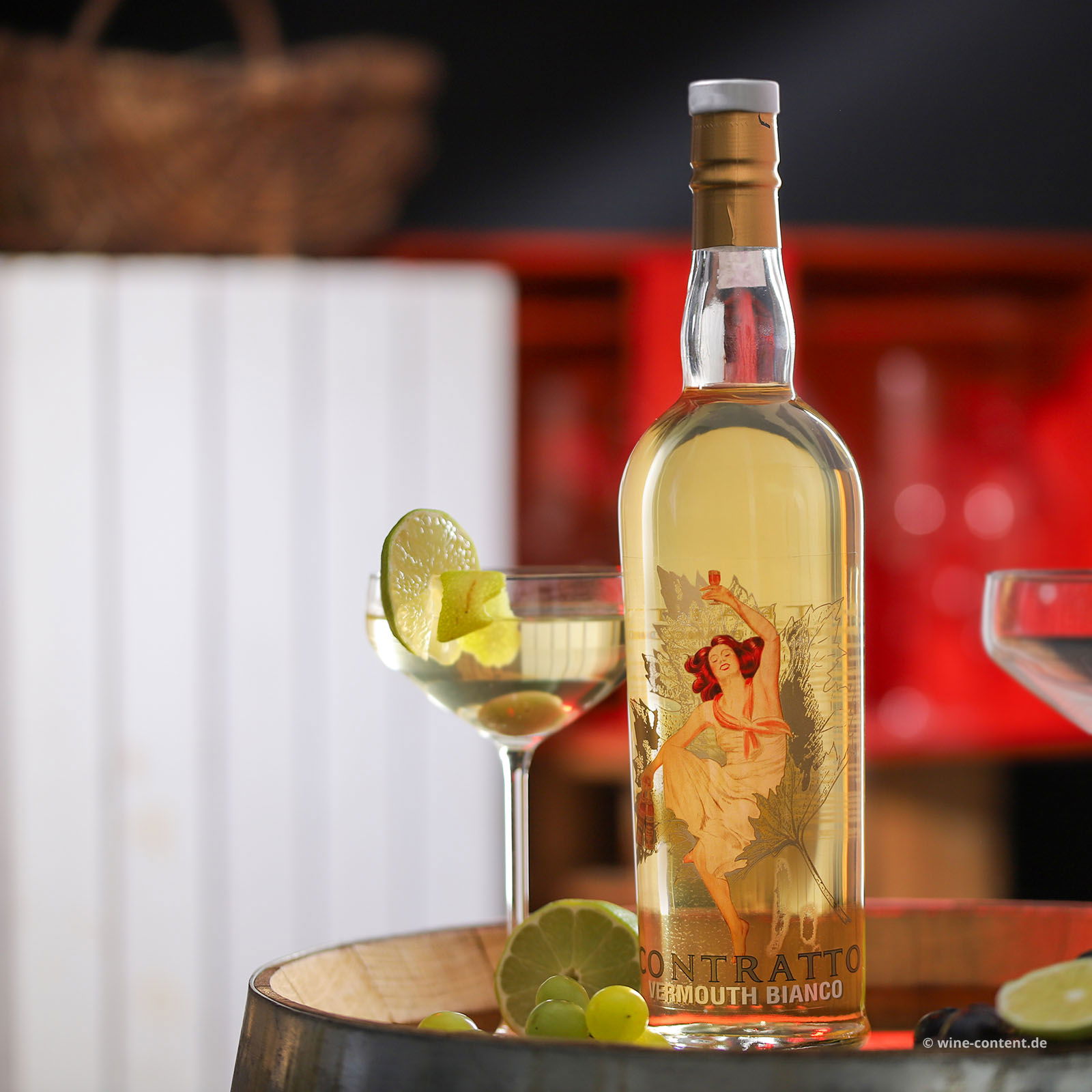 Contratto Vermouth Bianco Contratto Vermouth Bianco