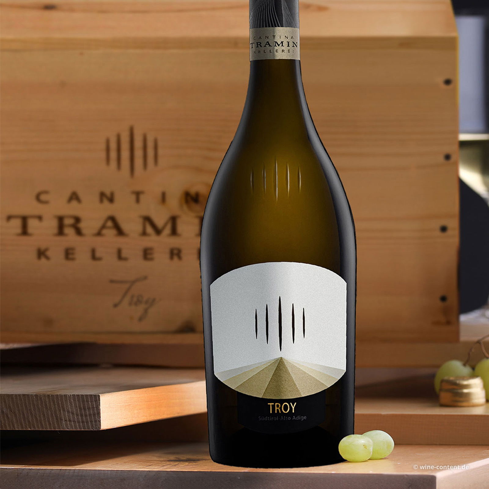 6er-Holzkiste Chardonnay Riserva 2022 Troy 6er-Holzkiste Chardonnay Riserva 2022 Troy