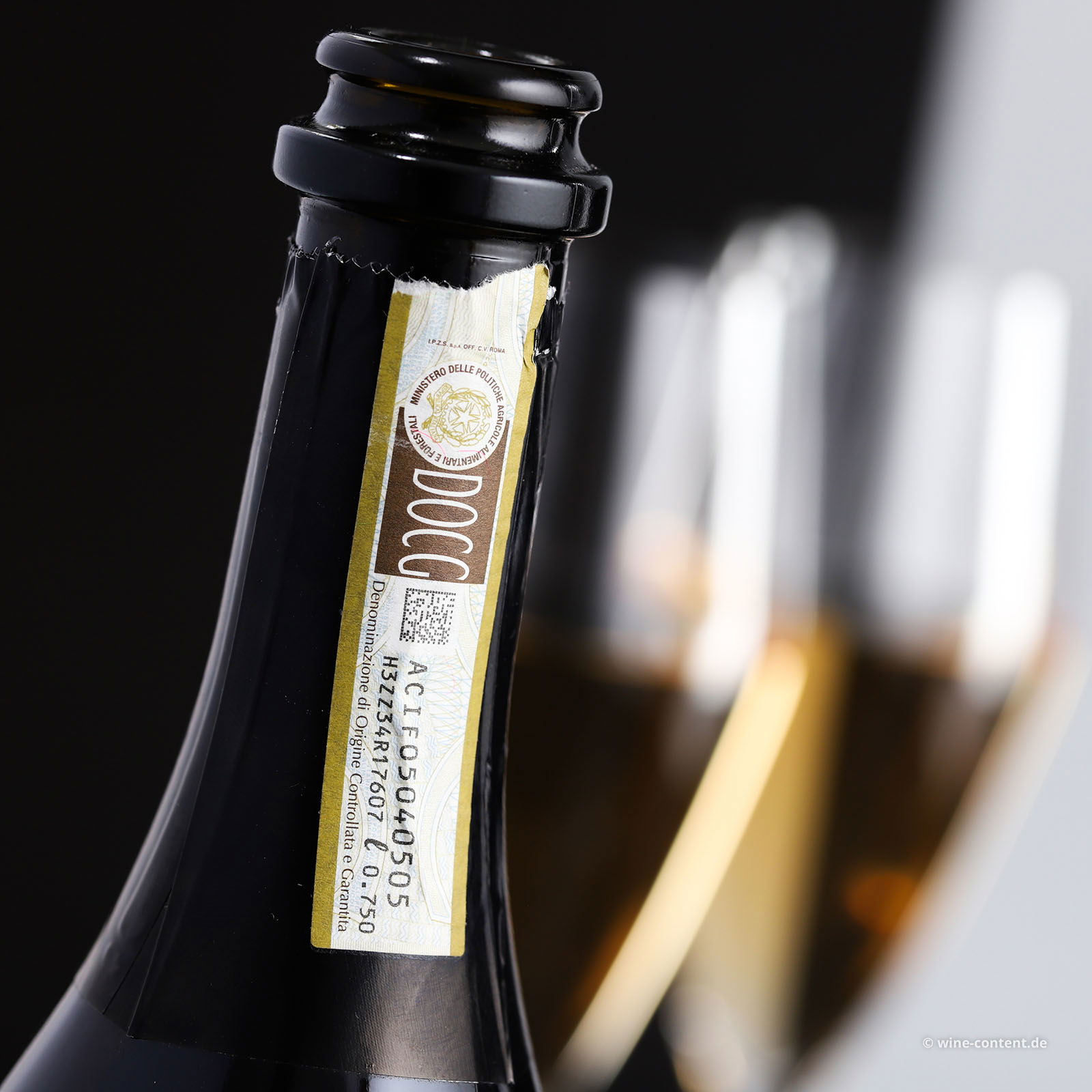 Spumante Rosé Pinot Nero Saignée della Rocca Extra Brut Spumante Rosé Pinot Nero Saignée della Rocca Extra Brut