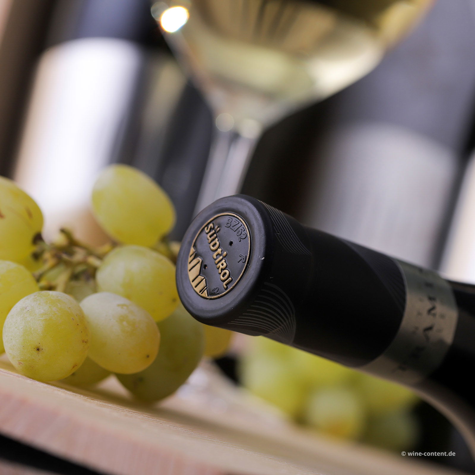 6er-Holzkiste Chardonnay Riserva 2022 Troy