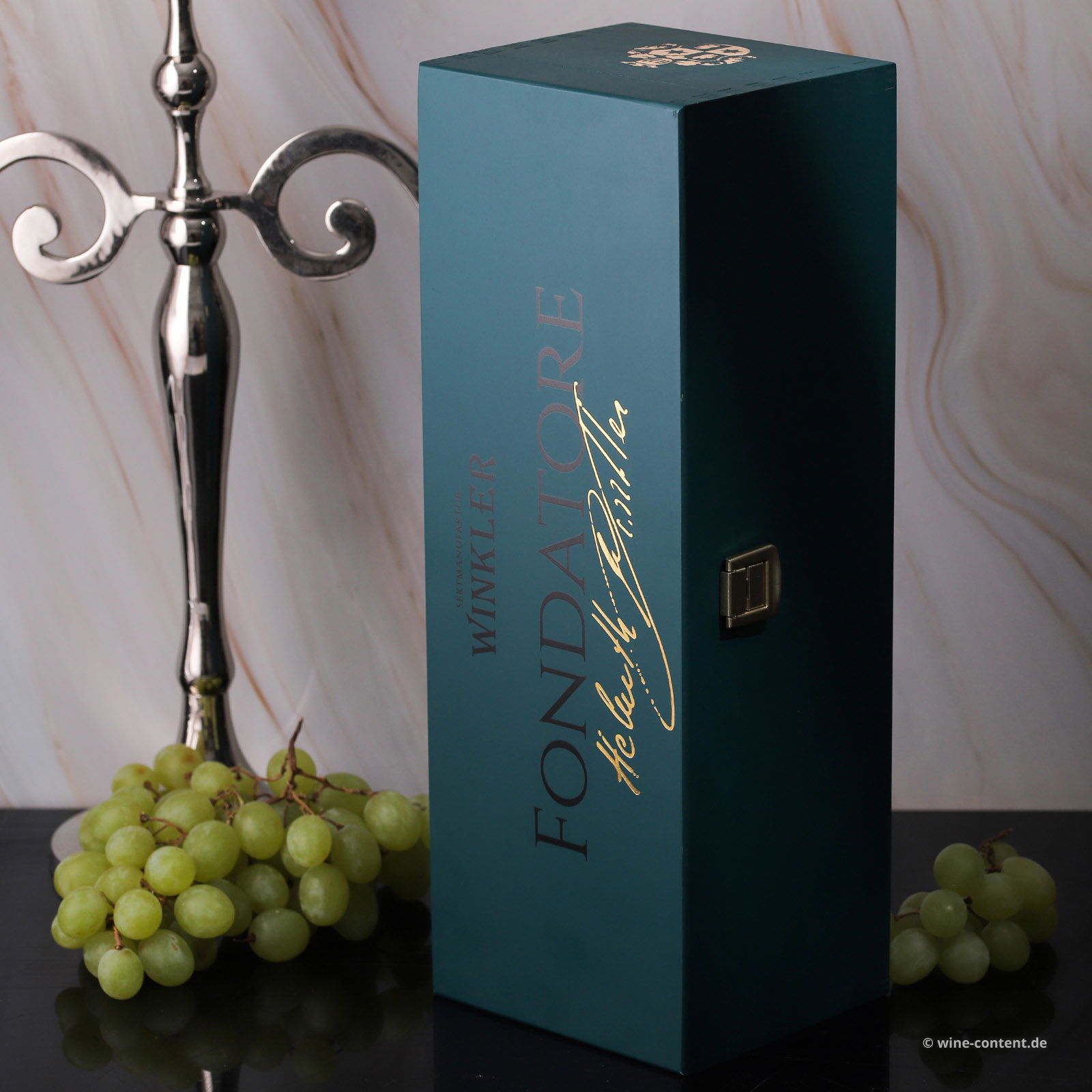 Spumante Fondatore N°71 in Holzkiste Spumante Fondatore N°71 in Holzkiste