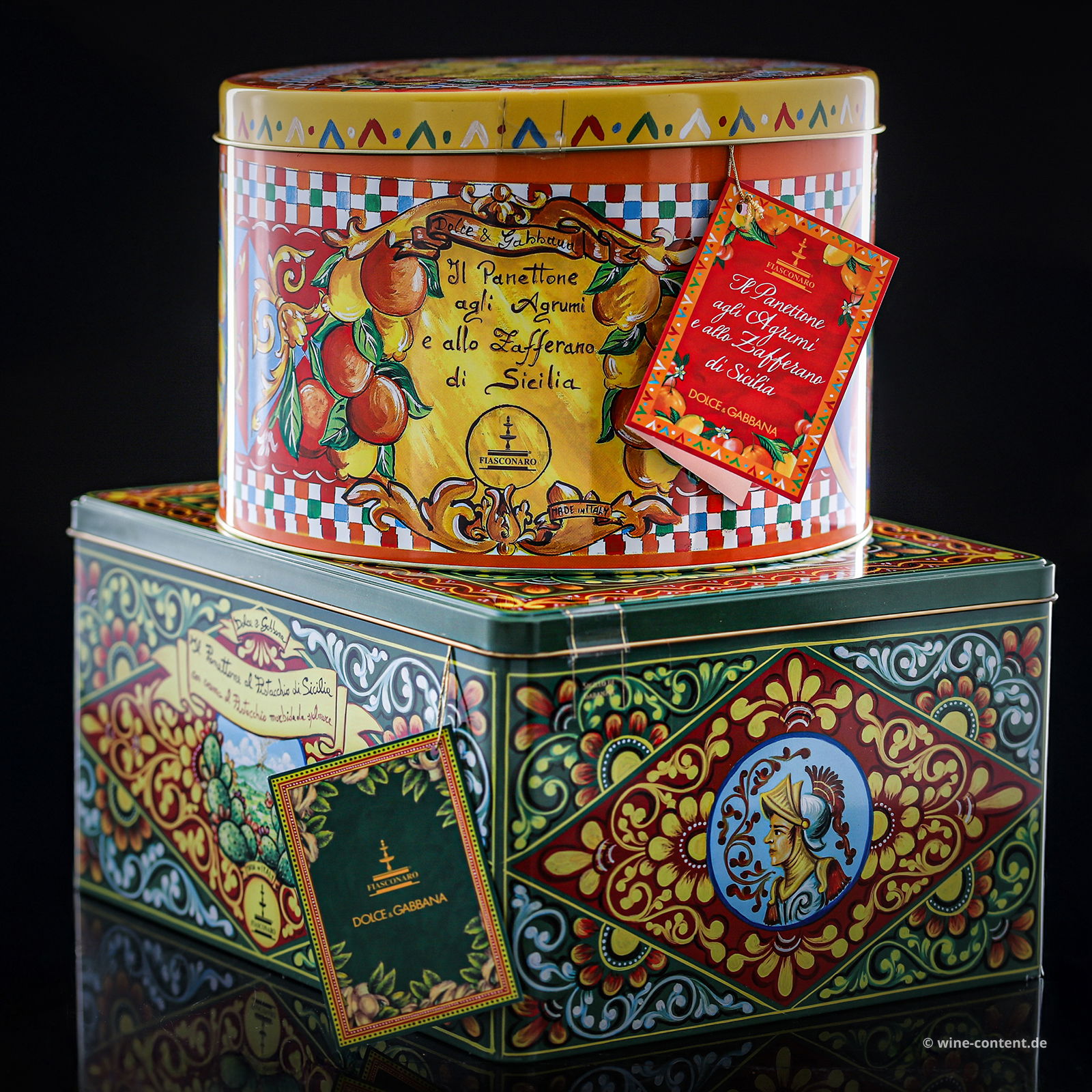 1x Panettone mit sizilianischen Pistazien & 1x mit Zitrusfrüchten und Safran Dolce & Gabbana 1x Panettone mit sizilianischen Pistazien & 1x mit Zitrusfrüchten und Safran Dolce & Gabbana